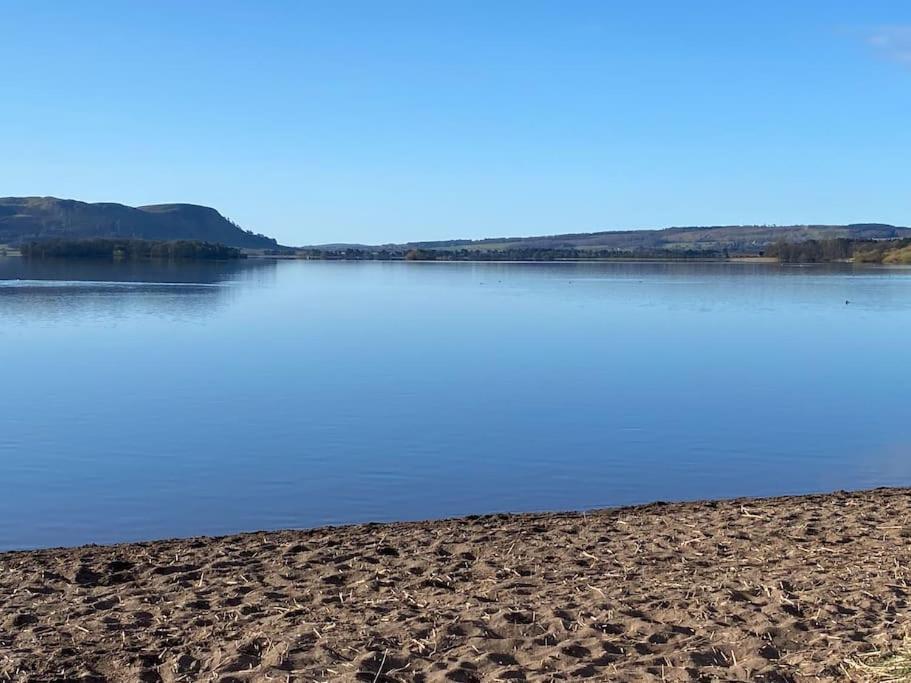 Loch Leven Getaway - 2 Bed House Apartment Кинрос Екстериор снимка